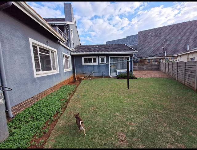 4 BEDROOM FREEHOLD FOR SALE IN GLEN MARAIS